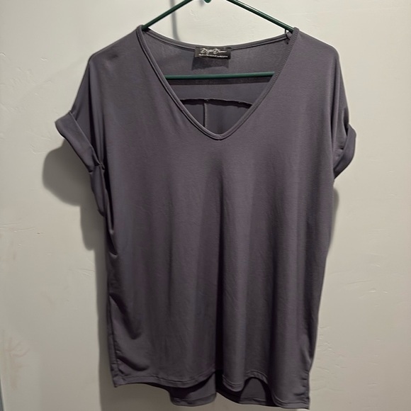 Brigitte Brianna short sleeved tee top blouse v-neck cuffed sleeve grey L - Picture 1 of 1
